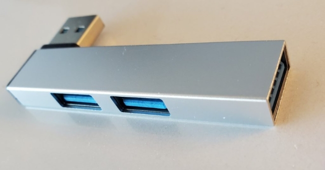 HUB - 6€ - USB hub with 3 USB-A female to 1 USB-A male